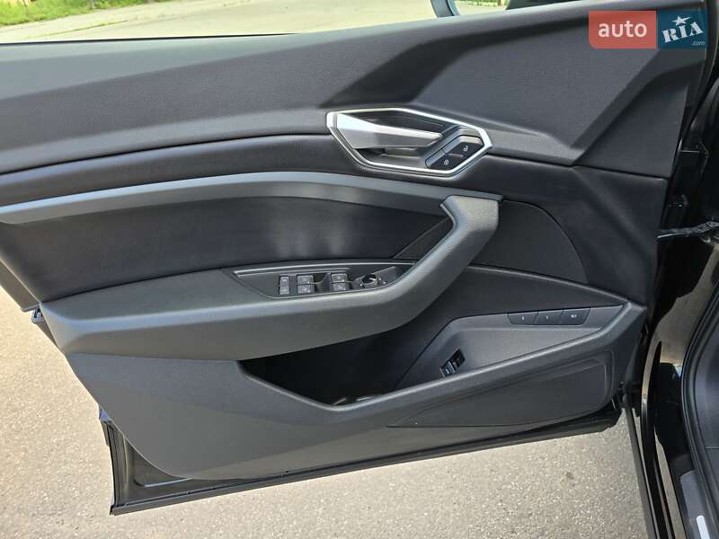 Внедорожник / Кроссовер Audi e-tron 2020 в Виннице