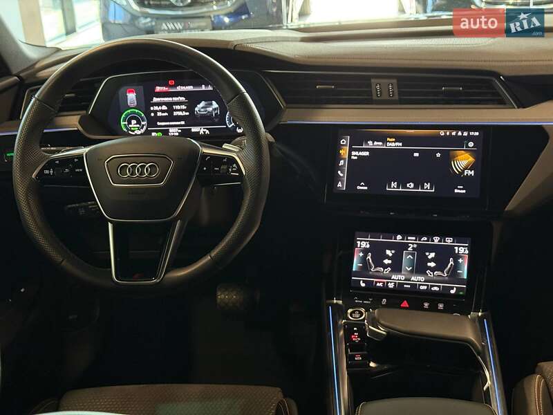 Внедорожник / Кроссовер Audi e-tron 2022 в Львове фото 43 Внедорожник / Кроссовер Audi e-tron 2022 в Львове