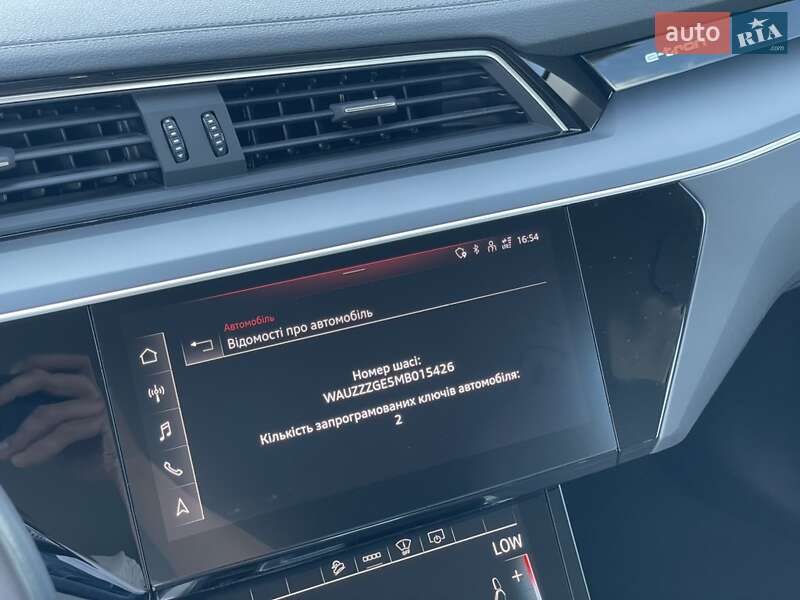 Внедорожник / Кроссовер Audi e-tron 2021 в Львове