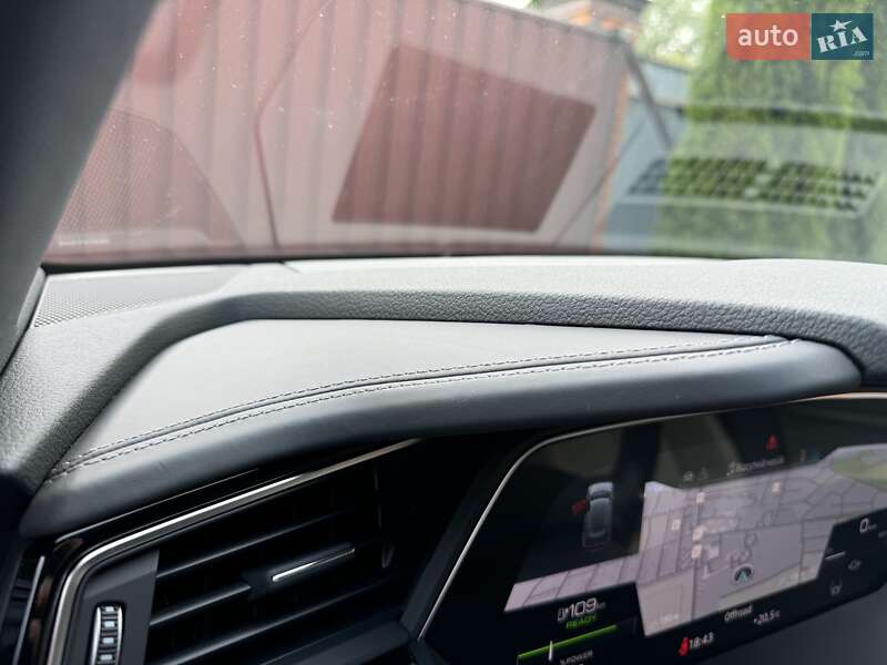 Внедорожник / Кроссовер Audi e-tron 2022 в Киеве