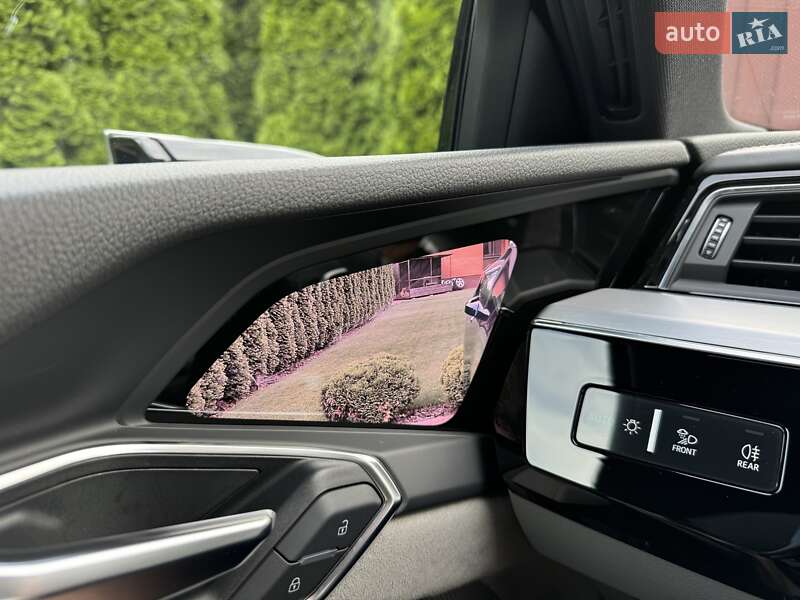 Внедорожник / Кроссовер Audi e-tron 2022 в Киеве