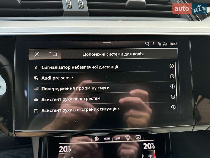 Внедорожник / Кроссовер Audi e-tron 2022 в Киеве