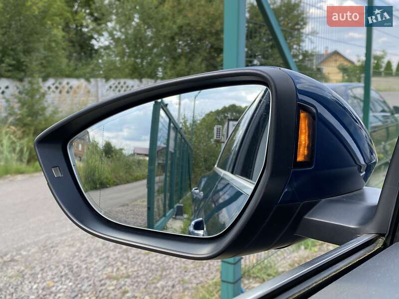 Внедорожник / Кроссовер Audi e-tron 2019 в Львове
