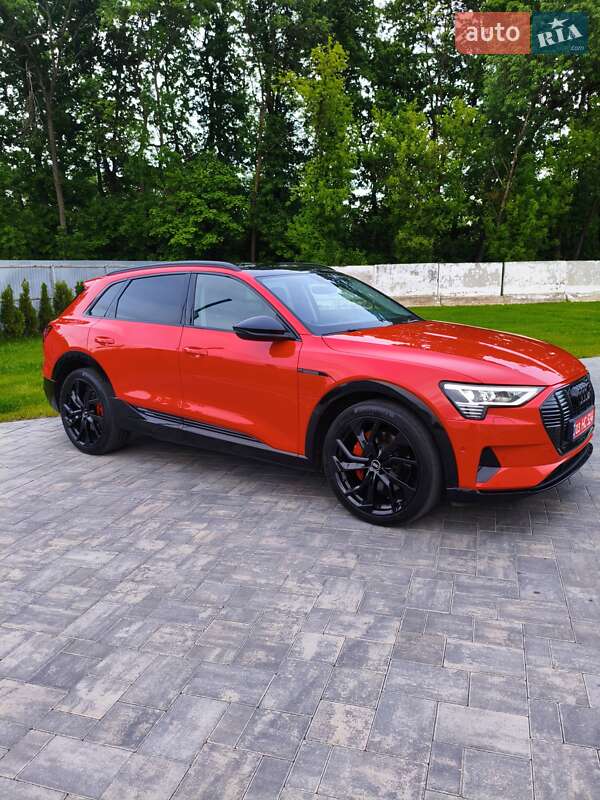 Внедорожник / Кроссовер Audi e-tron 2020 в Луцке