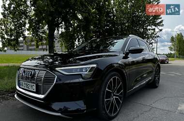Внедорожник / Кроссовер Audi e-tron 2019 в 