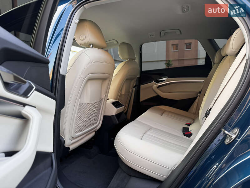 Внедорожник / Кроссовер Audi e-tron 2020 в Львове