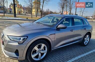 Внедорожник / Кроссовер Audi e-tron 2019 в 