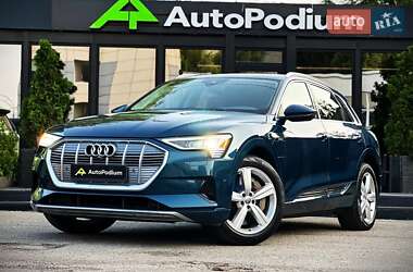 Внедорожник / Кроссовер Audi e-tron 2019 в Киеве