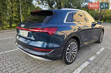 Внедорожник / Кроссовер Audi e-tron 2018 в 