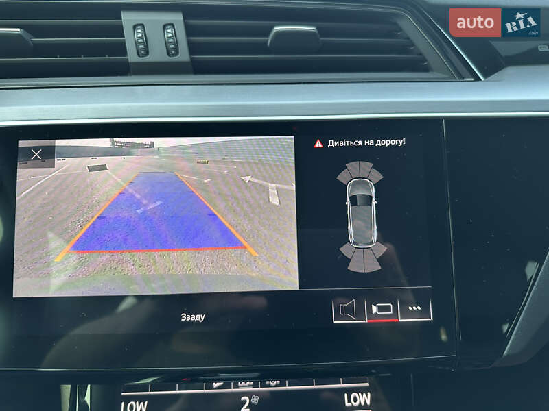 Внедорожник / Кроссовер Audi e-tron 2019 в Львове