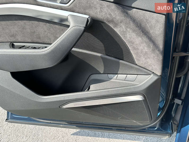 Внедорожник / Кроссовер Audi e-tron 2019 в Львове