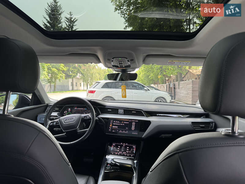 Внедорожник / Кроссовер Audi e-tron 2019 в Звягеле