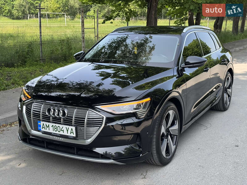 Внедорожник / Кроссовер Audi e-tron 2019 в Звягеле