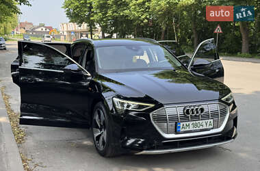 Внедорожник / Кроссовер Audi e-tron 2019 в 