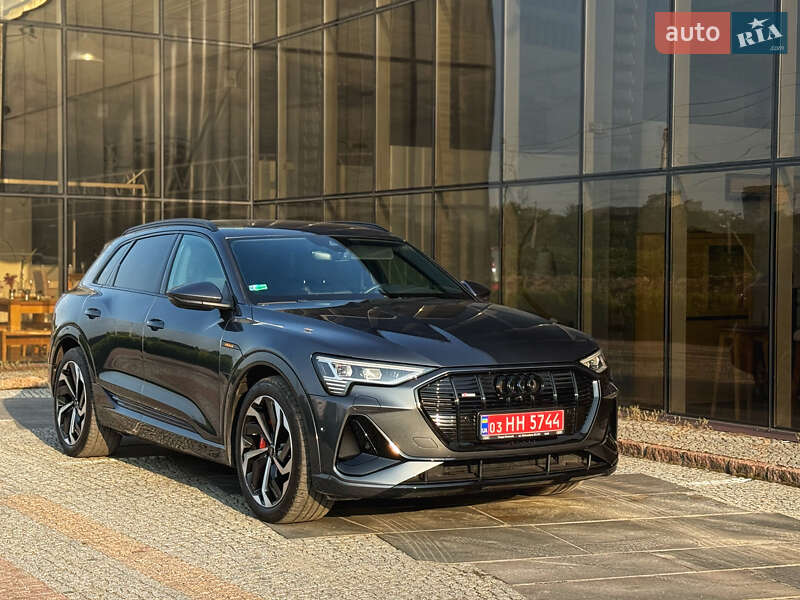 Внедорожник / Кроссовер Audi e-tron 2023 в Мукачево