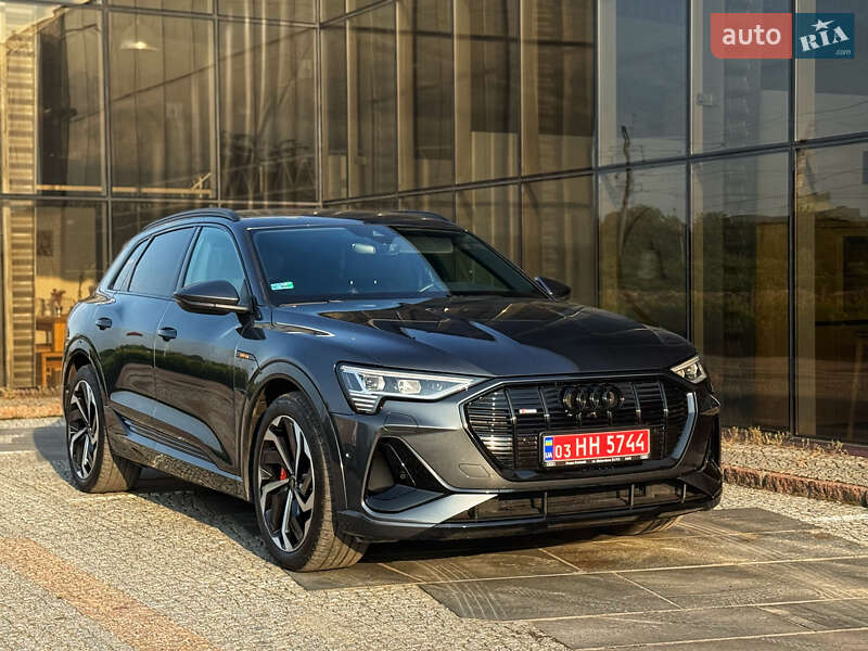 Внедорожник / Кроссовер Audi e-tron 2023 в Мукачево