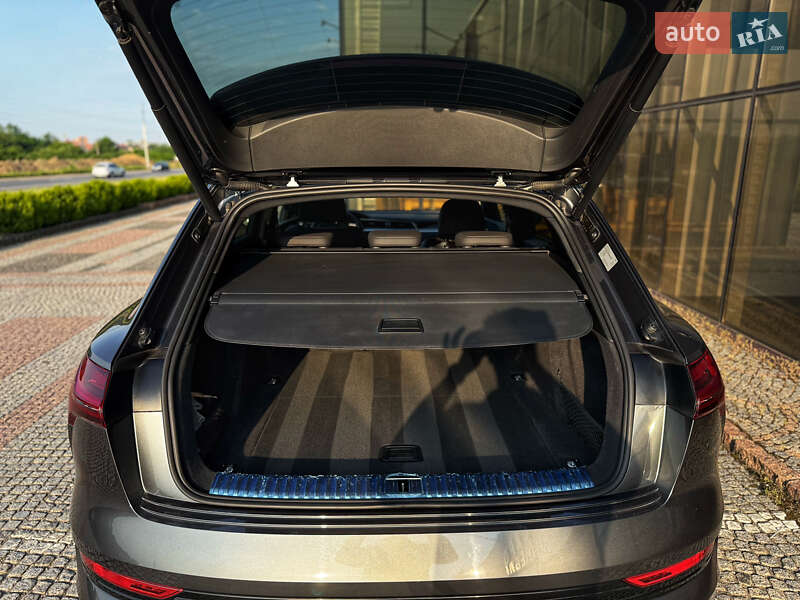 Внедорожник / Кроссовер Audi e-tron 2023 в Мукачево