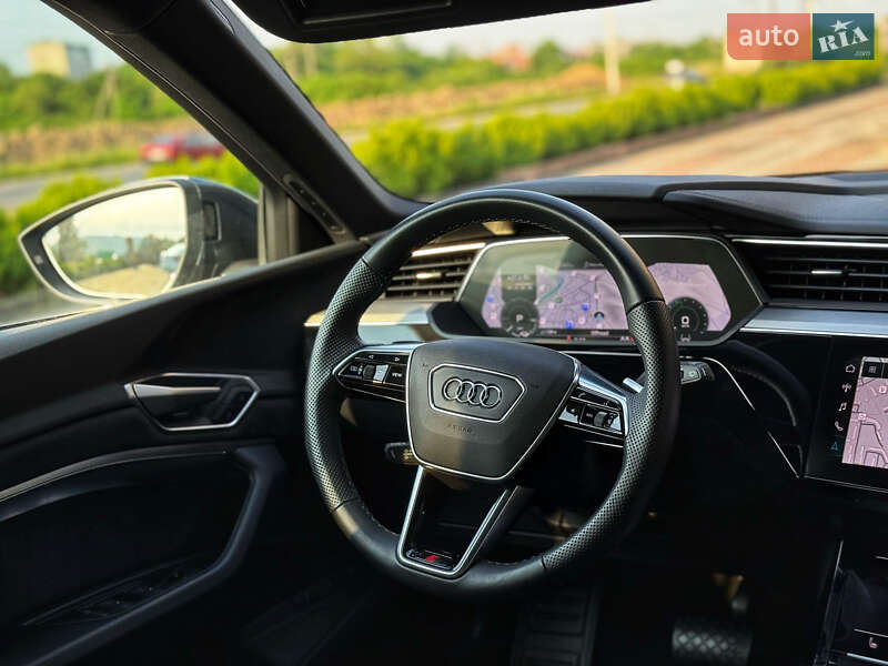 Внедорожник / Кроссовер Audi e-tron 2023 в Мукачево
