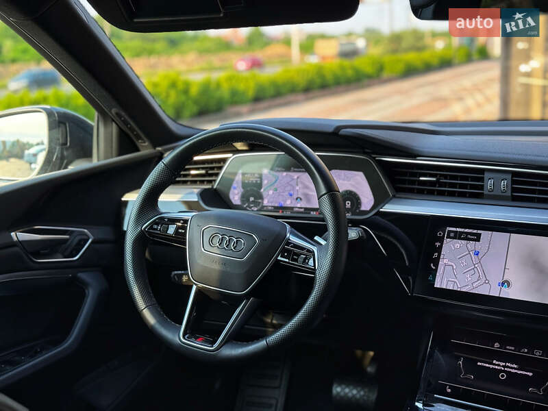 Внедорожник / Кроссовер Audi e-tron 2023 в Мукачево