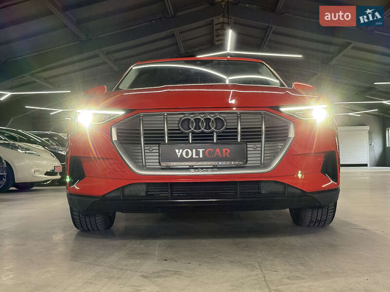 Внедорожник / Кроссовер Audi e-tron 2020 в Владимире