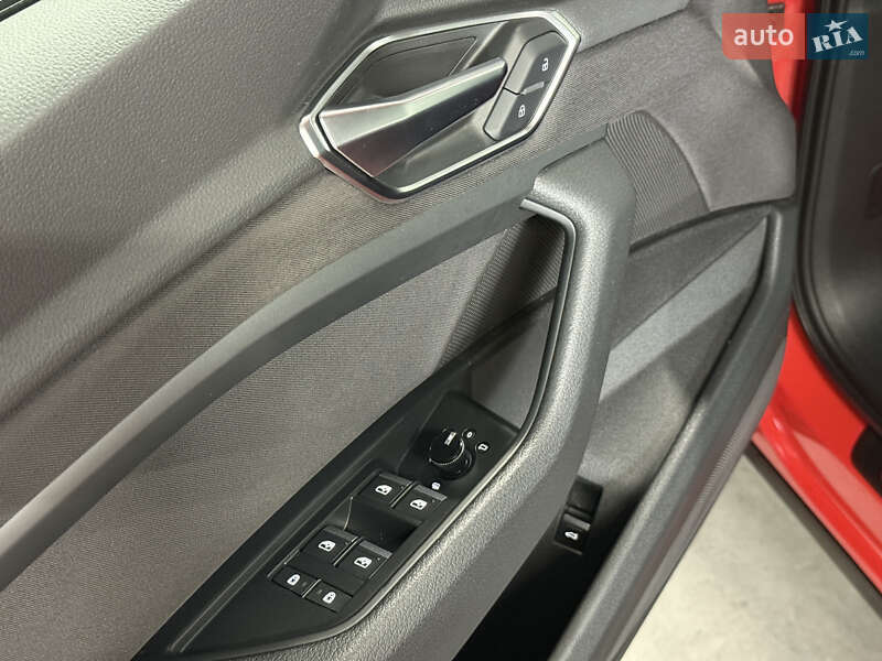 Внедорожник / Кроссовер Audi e-tron 2020 в Владимире