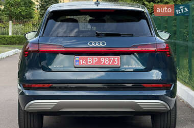 Внедорожник / Кроссовер Audi e-tron 2021 в 