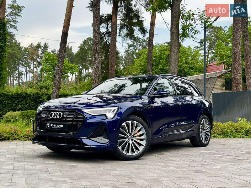 Внедорожник / Кроссовер Audi e-tron 2020 в Киеве