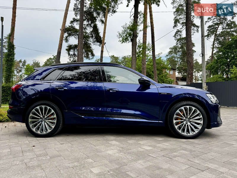 Внедорожник / Кроссовер Audi e-tron 2020 в Киеве