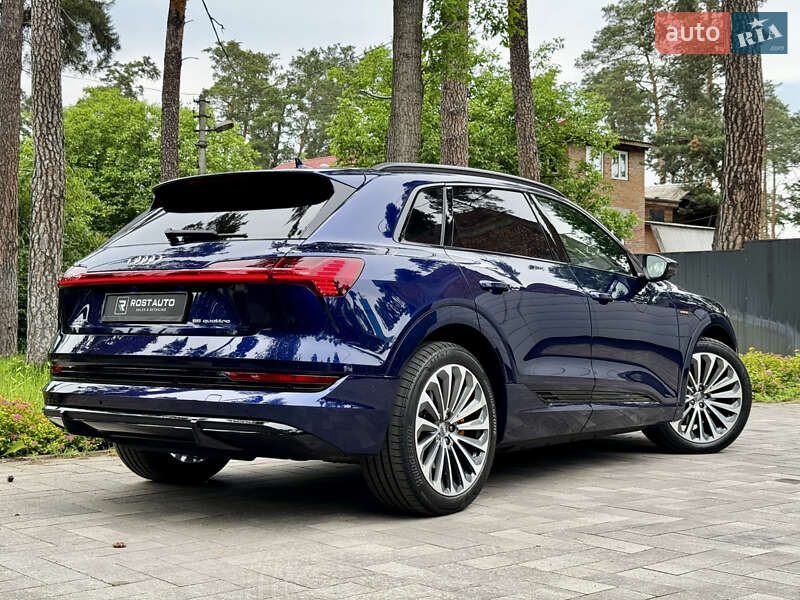 Внедорожник / Кроссовер Audi e-tron 2020 в Киеве