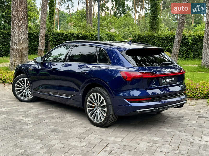 Внедорожник / Кроссовер Audi e-tron 2020 в Киеве
