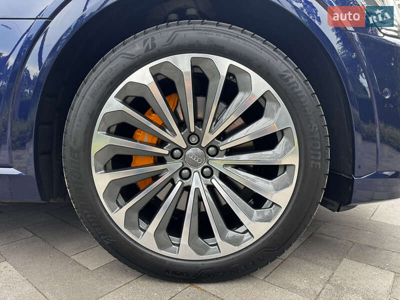 Внедорожник / Кроссовер Audi e-tron 2020 в Киеве