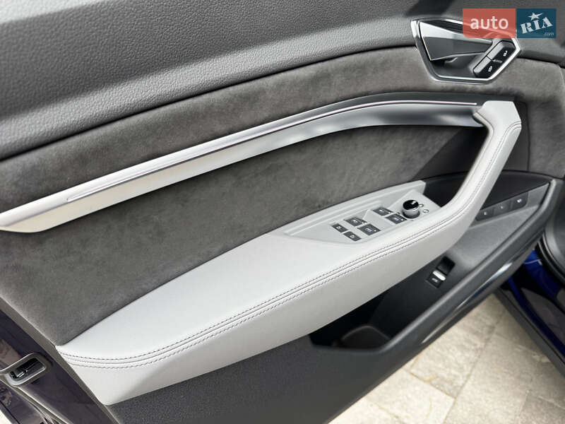 Внедорожник / Кроссовер Audi e-tron 2020 в Киеве