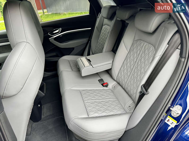 Внедорожник / Кроссовер Audi e-tron 2020 в Киеве