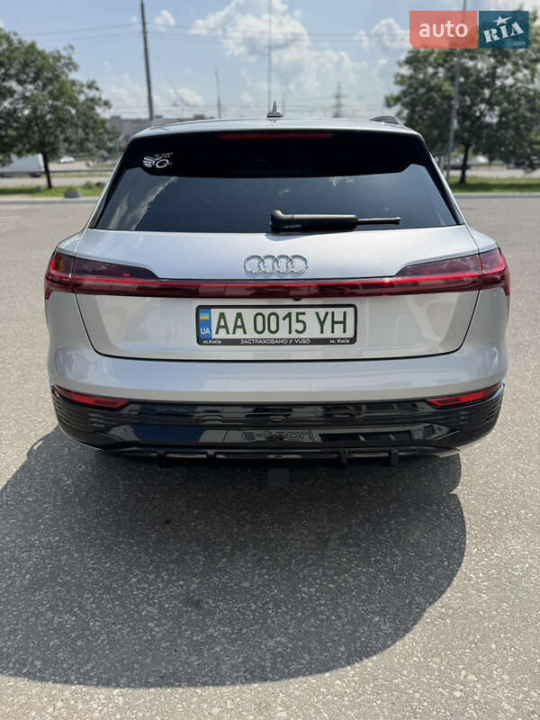 Внедорожник / Кроссовер Audi e-tron 2020 в Киеве
