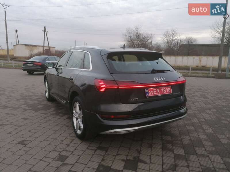 Внедорожник / Кроссовер Audi e-tron 2019 в Луцке