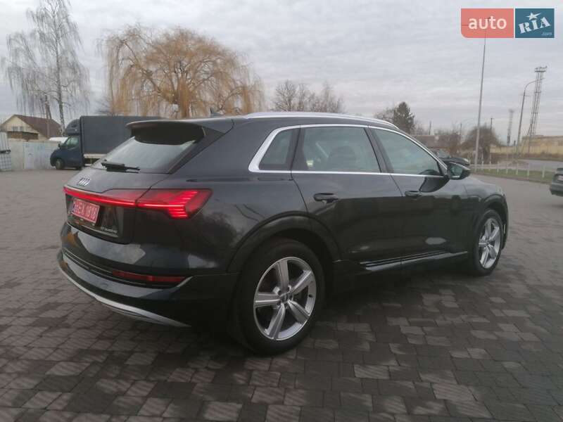 Внедорожник / Кроссовер Audi e-tron 2019 в Луцке