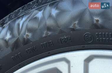 Позашляховик / Кросовер Audi e-tron 2020 в 