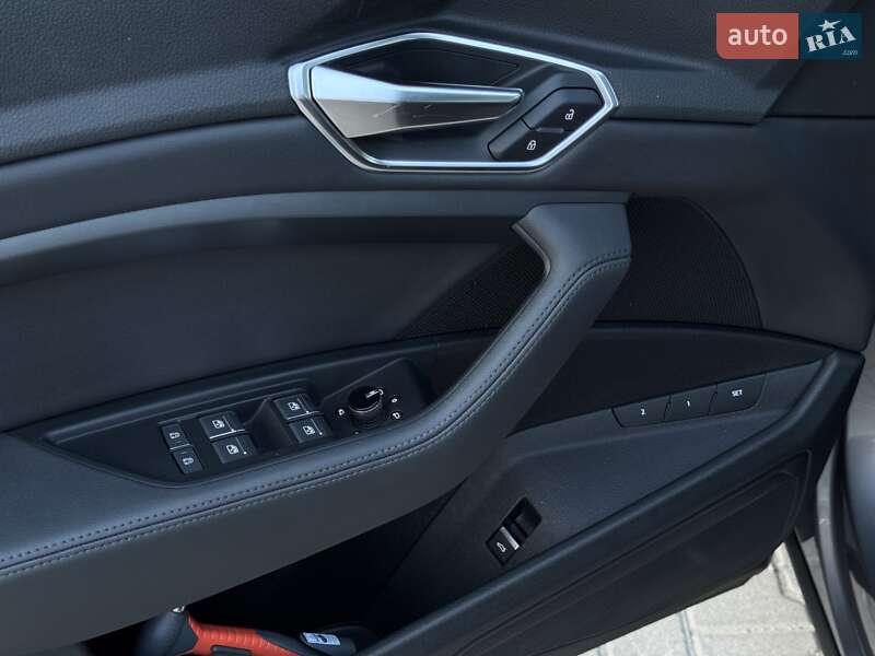 Внедорожник / Кроссовер Audi e-tron 2020 в Тернополе