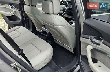 Внедорожник / Кроссовер Audi e-tron 2019 в 