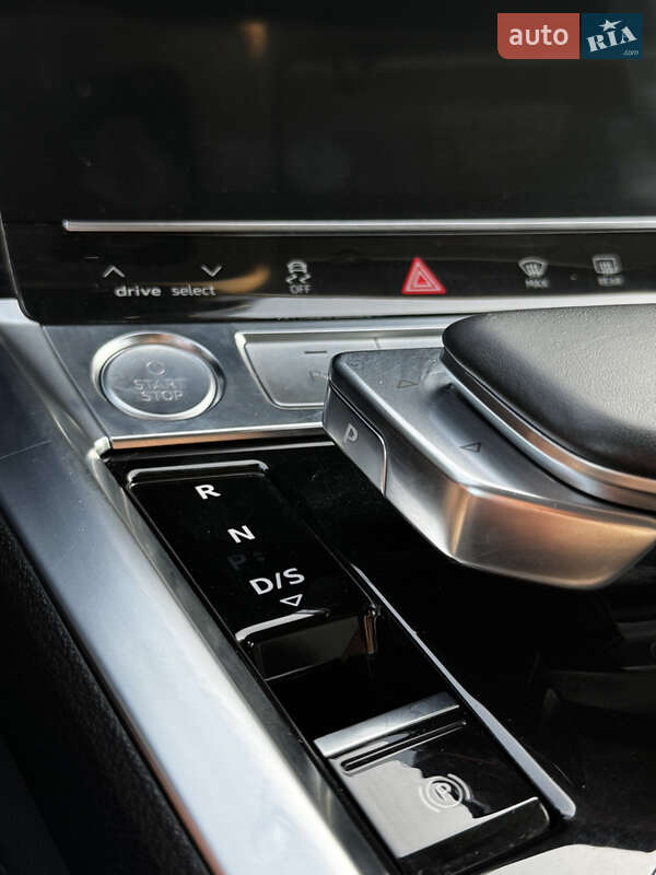 Внедорожник / Кроссовер Audi e-tron 2020 в Львове