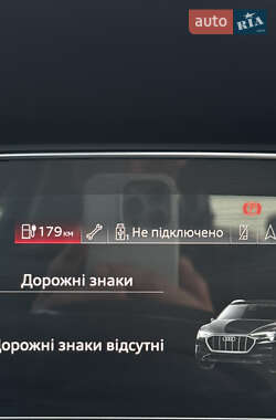 Внедорожник / Кроссовер Audi e-tron 2020 в 