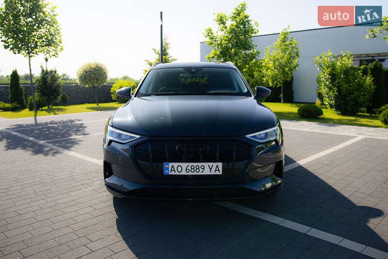 Внедорожник / Кроссовер Audi e-tron 2020 в Мукачево