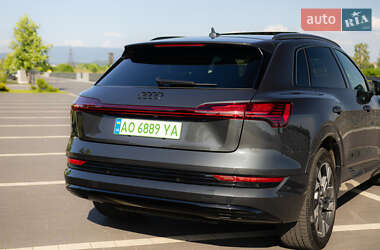 Внедорожник / Кроссовер Audi e-tron 2020 в 