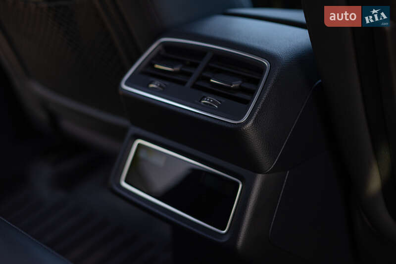 Внедорожник / Кроссовер Audi e-tron 2020 в Ужгороде