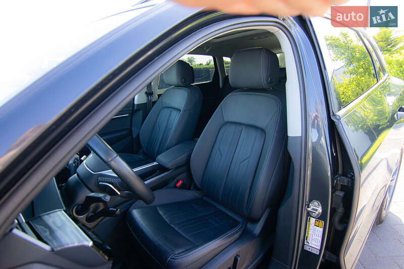 Внедорожник / Кроссовер Audi e-tron 2020 в Ужгороде