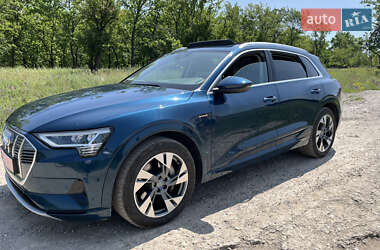 Внедорожник / Кроссовер Audi e-tron 2020 в Днепре