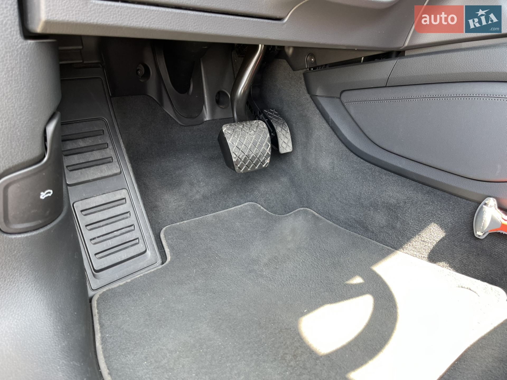 2019 Audi e-tron - мініатюра 43