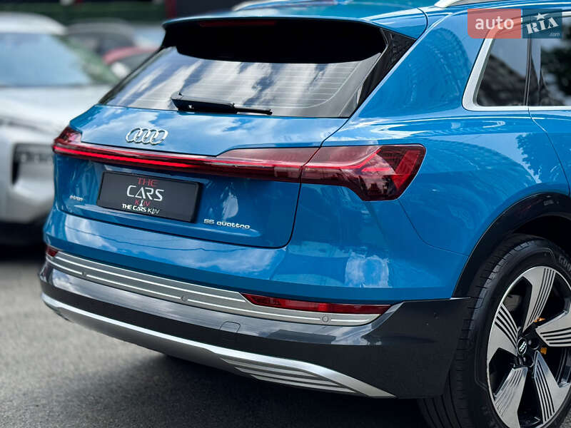Позашляховик / Кросовер Audi e-tron 2019 в Києві