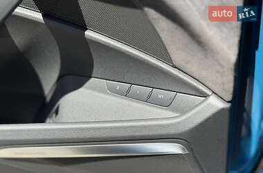 Внедорожник / Кроссовер Audi e-tron 2019 в 
