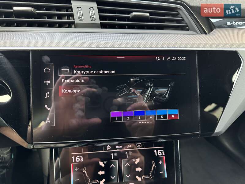 Внедорожник / Кроссовер Audi e-tron 2022 в Луцке